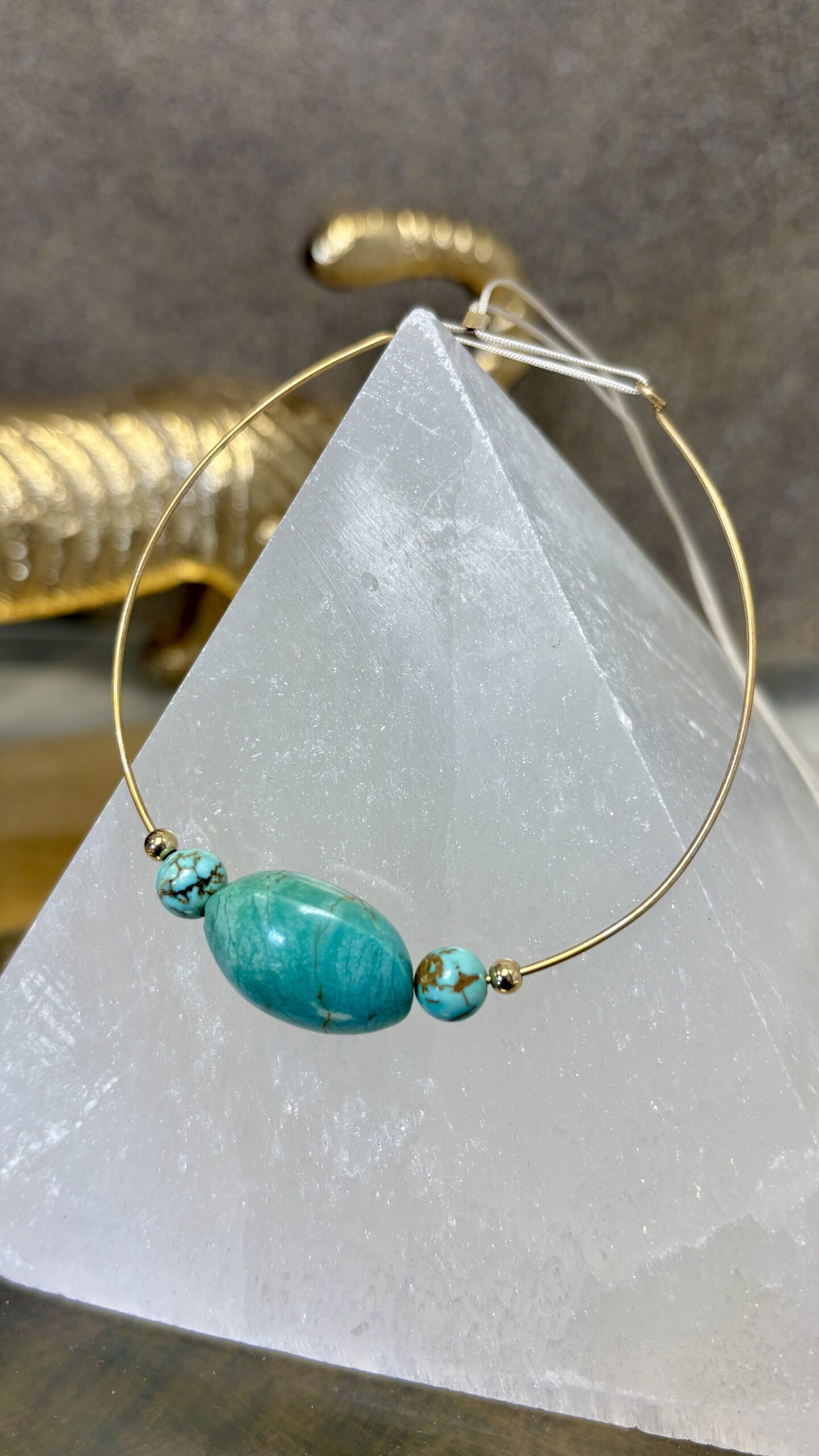 photo jonc or laminé - turquoises - les pierres de Tol